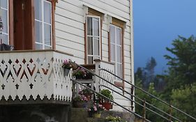 Overvoll Farm